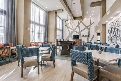Hampton Inn & Suites Dallas-Central Expy North P