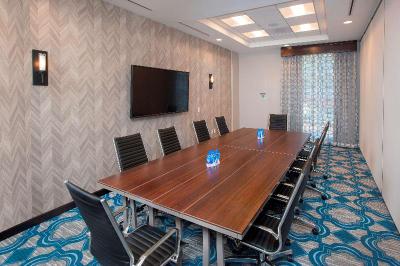Hilton Garden Inn Burbank Downtown