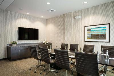 Hampton Inn & Suites Seattle/Northgate, WA