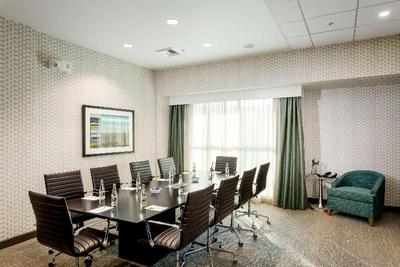 Hampton Inn & Suites Seattle/Northgate, WA