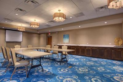 Hampton Inn & Suites Tampa Busch Gardens Area