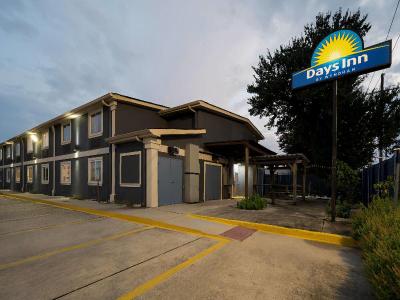 Days Inn by Wyndham New Orleans Pontchartrain