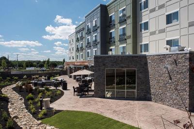 Courtyard Clifton Park