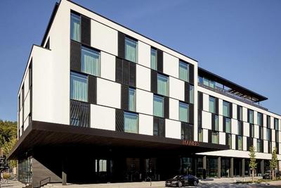 Roomers Baden-Baden, Autograph Collection