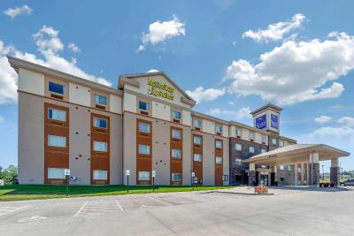 MainStay Suites University