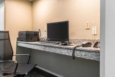 Sleep Inn & Suites Pittsburgh