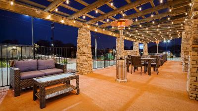 Best Western Plus Airport Inn