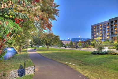 Courtyard Pigeon Forge
