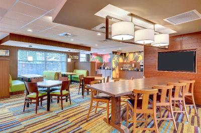 Fairfield Inn & Suites Nashville MetroCenter