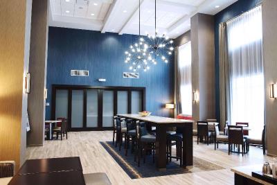 Hampton Inn & Suites Des Moines/Urbandale