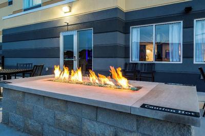 Fairfield Inn & Suites St. Joseph Stevensville