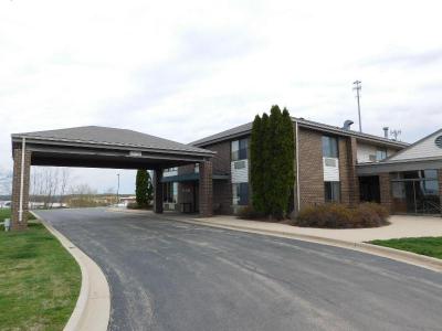 Days Inn by Wyndham Johnson Creek
