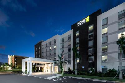 Home2 Suites by Hilton Ft. Lauderdale Airport-Crui
