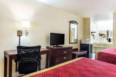 King's Inn- LaFayette