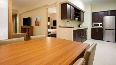 Hyatt Place at The Hollywood Casino/Pittsburgh–Sou
