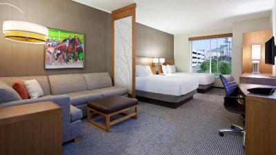 Hyatt Place at The Hollywood Casino/Pittsburgh–Sou