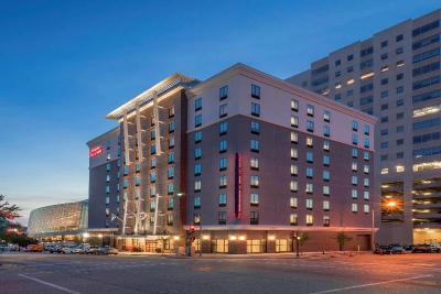 Hampton Inn & Suites Tulsa Downtown