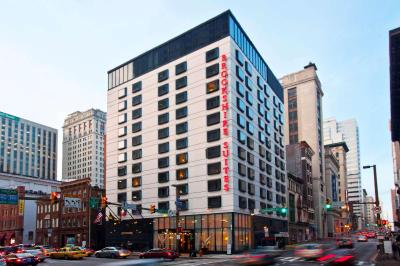 Comfort Inn & Suites Baltimore Inner Harbor