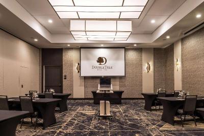 Doubletree by Hilton Lafayette East