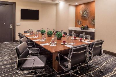 Doubletree by Hilton Lafayette East