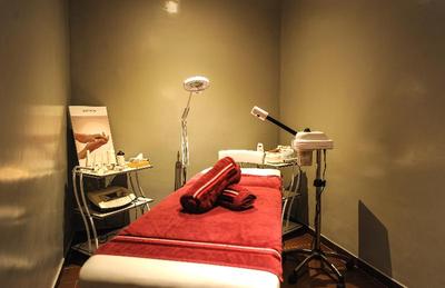 Riad Ennakhil Hotel & SPA