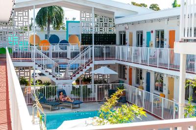 Waterside Hotel