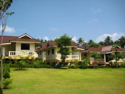 Baan Saensook Villas