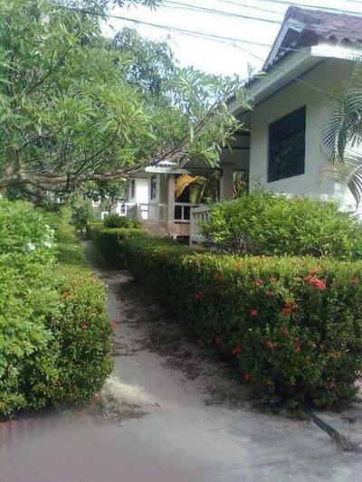 Baan Saensook Villas
