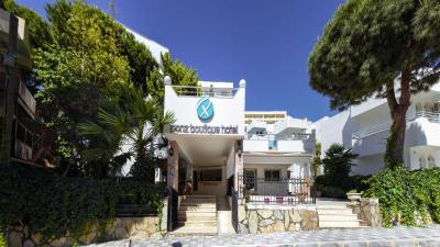 Ponz Otel