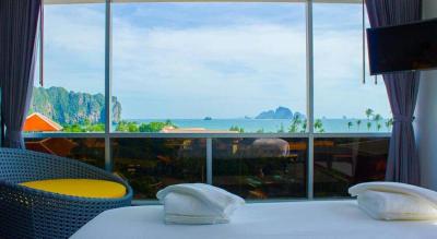 Wake Up Aonang Hotel