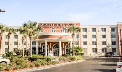 Quality Inn & Suites Heritage Park