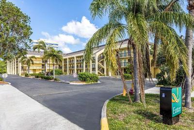 Quality Inn Palm Beach International Airport