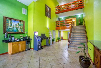 Quality Inn & Suites Six Flags Area