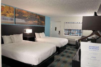 Days Inn By Wyndham Calhoun Ga