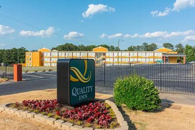 Quality Inn Acworth