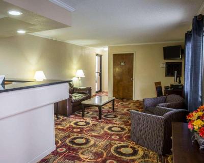 Rodeway Inn & Suites Plymouth