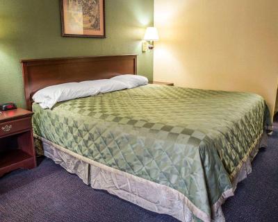 Rodeway Inn & Suites Plymouth