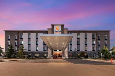 Comfort Suites Airport on Meridian