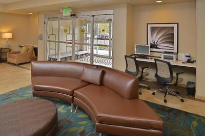 Candlewood Suites Eugene Springfield