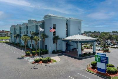 Holiday Inn Express and Suites N. Myrtle Beach Lit