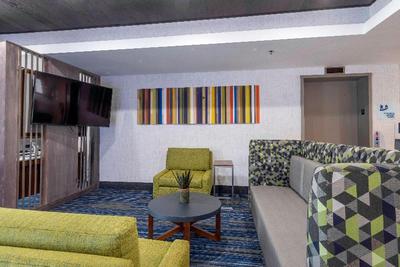 Holiday Inn Express & Suites Petersburg/Dinwiddie