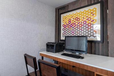 Holiday Inn Express & Suites Petersburg/Dinwiddie