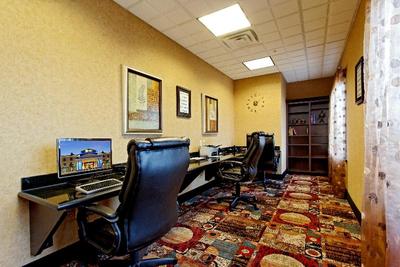 Holiday Inn Express and Suites Odessa