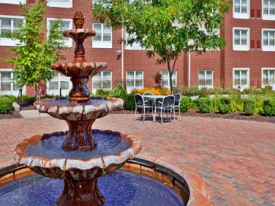 Holiday Inn Express and Suites St. Louis West O Fa