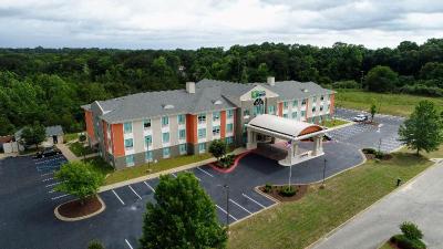 Holiday Inn Express and Suites Enterprise