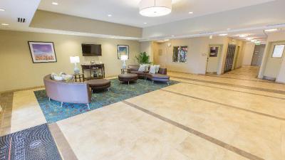 Candlewood Suites Overland Park W 135th St.