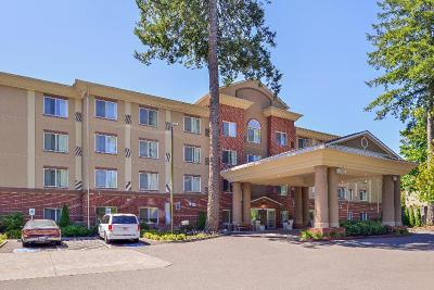 Holiday Inn Express and Suites Lacey