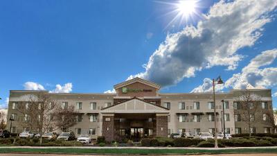 Holiday Inn Express and Suites Lincoln Roseville A