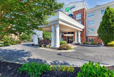 Holiday Inn Express and Suites Ooltewah Springs Ch