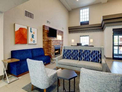Holiday Inn Express & Suites I 95 Capitol Beltway